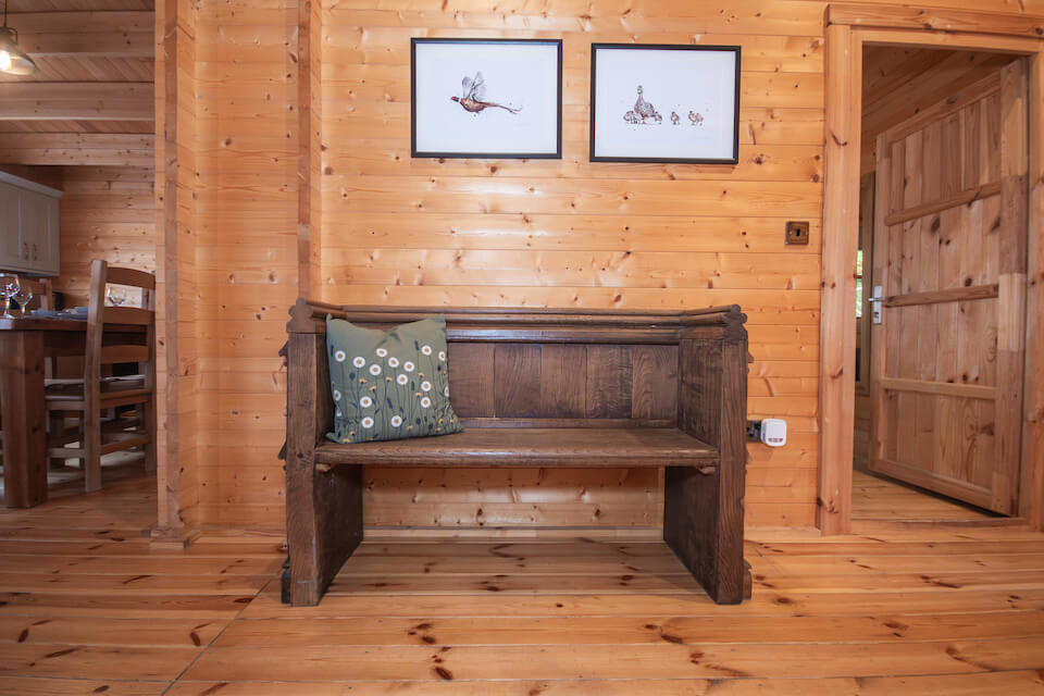 Gamekeepers Lodge entrance hall